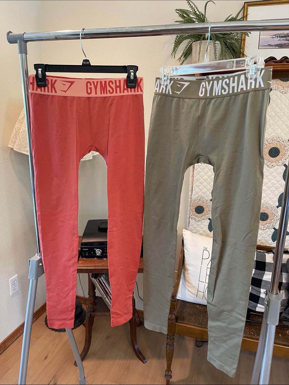Gymshark Leggings Duo in Coral and Olive